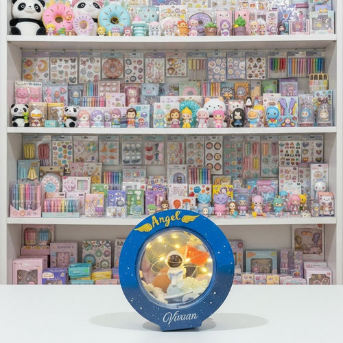 Astronaut night lamp